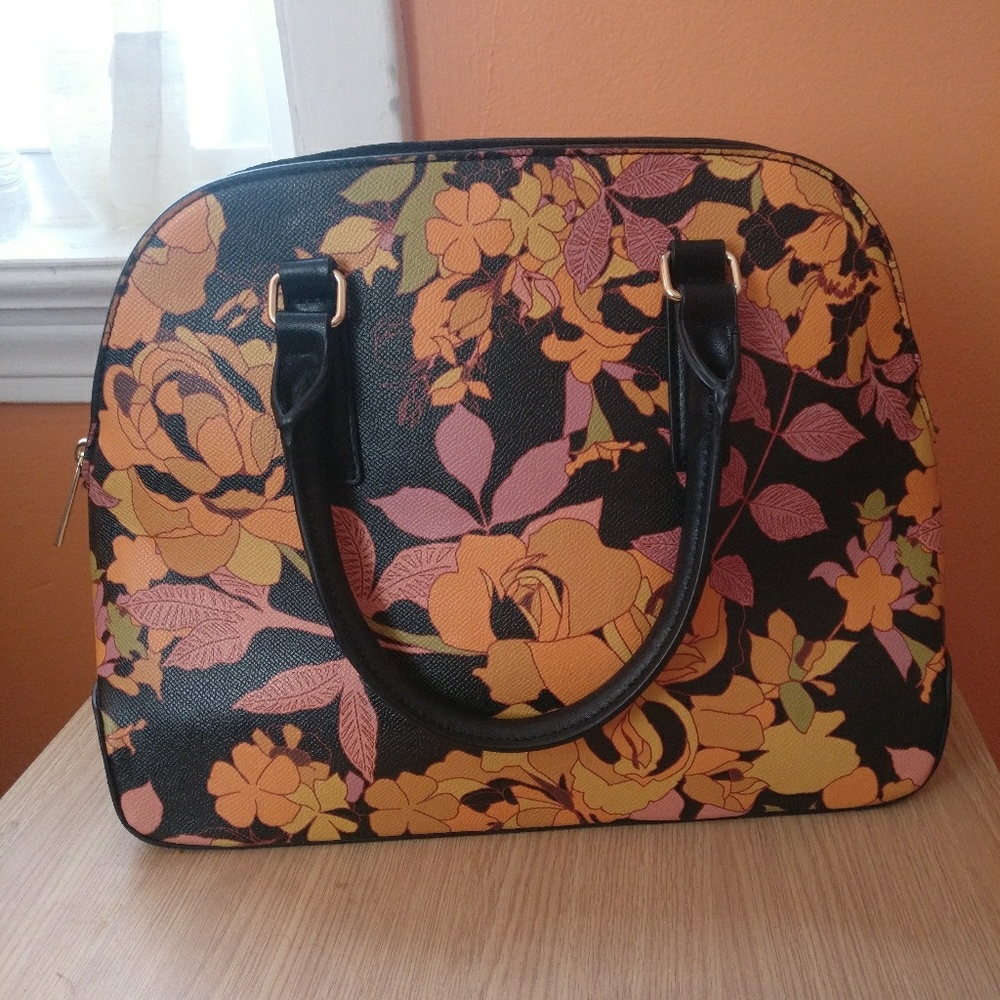 A New Day Fall Retro Dark Floral Handbag w strap